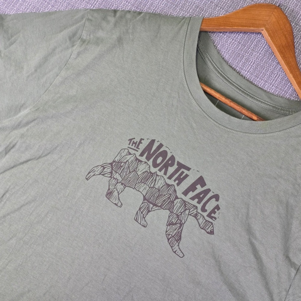 The North Face T Shirt Mens XL Bear Graphic Green Short Sleeve Outdoor Aesthetic